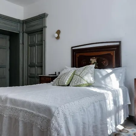 Dimora Ferraris カブラス