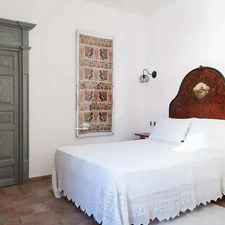 ゲストハウス Dimora Ferraris カブラス