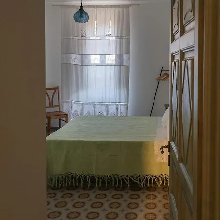 Dimora Ferraris 3* カブラス